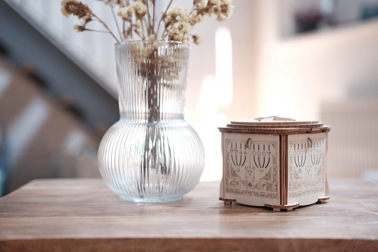 Originelle Art, Geld und Schmuck zu verschenken