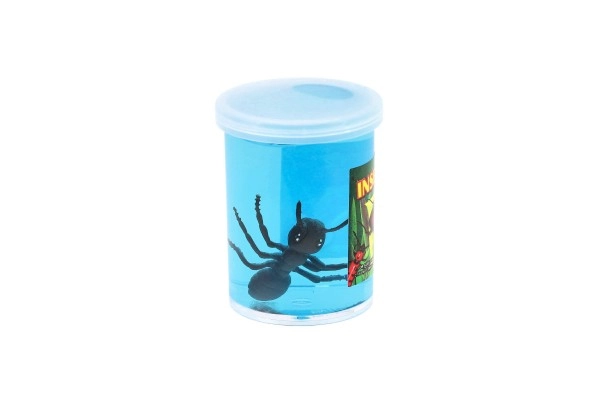 Realistische Insektenfiguren