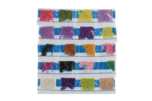 Breite Palette farbiger Steinchen