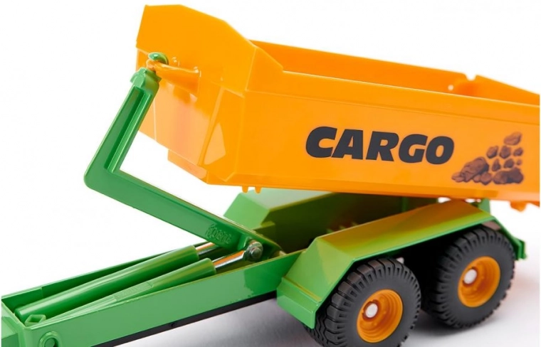 Hakenmechanismus und kippbare Mulde für realistisches Beladen