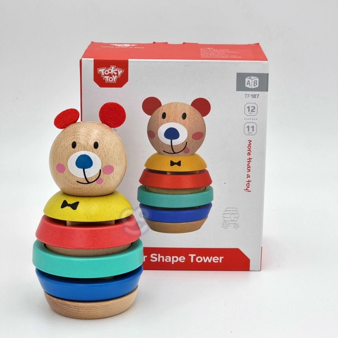 Holzturm im Bären-Design