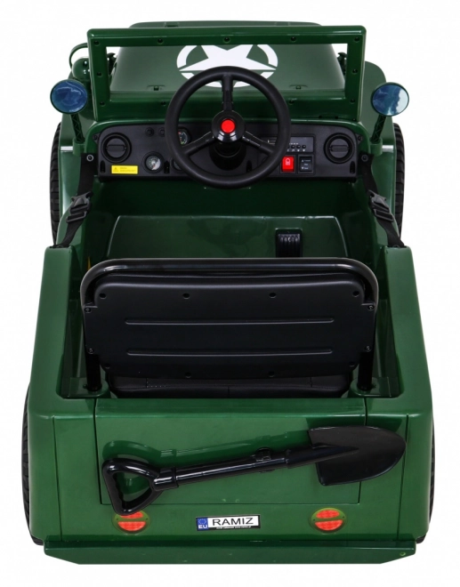 Retro Militärfahrzeug für Kinder grün + Allradantrieb 4x4 + Fernsteuerung + 2 Gepäckträger + langsamer Start + MP3 LED