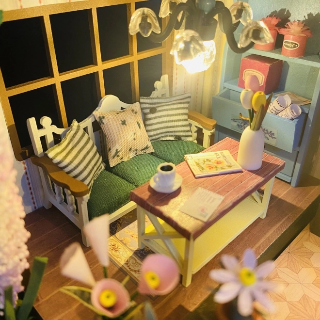 Miniaturhaus von Darcys Blumendomizil