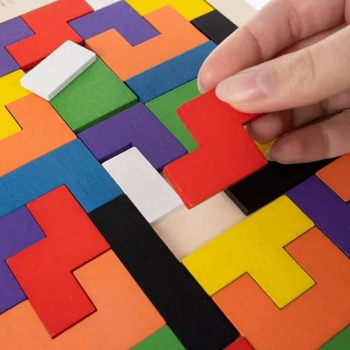 Holzpuzzle für Kinder