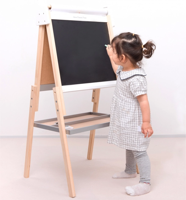 Beidseitige Tafel aus Holz für Kinder