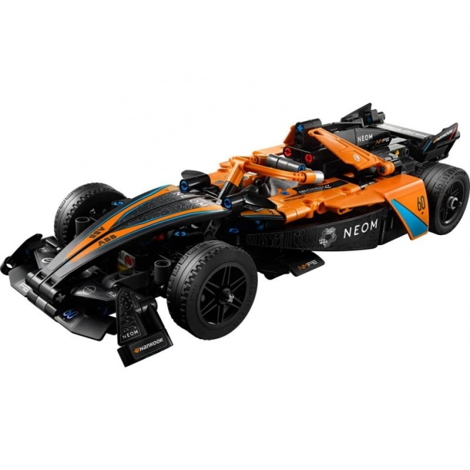 LEGO Technic NEOM McLaren Formel E Rennwagen