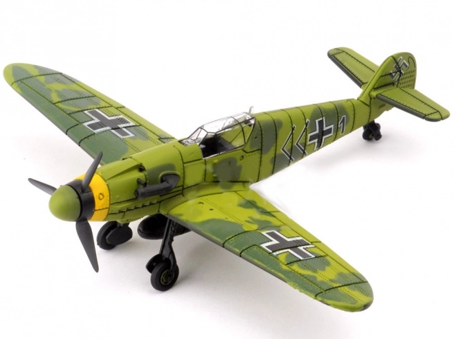 Plastikmodellflugzeug BF-109 zum Zusammenbauen 1:48