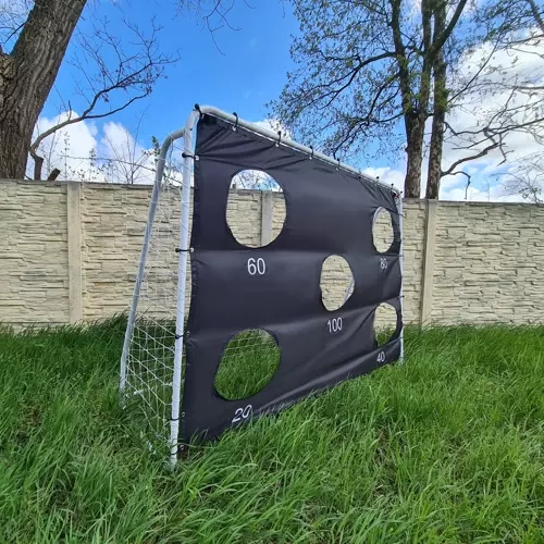 Fußballtor und Trainingsplane Trizand