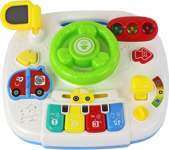 Lenkrad mit Licht und Sound für die erste Verkehrserziehung