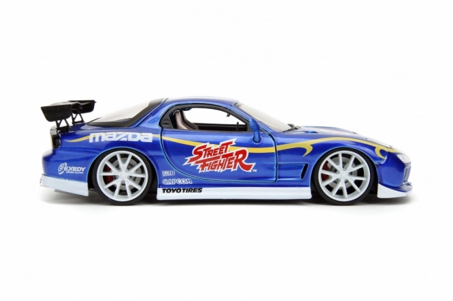 Street Fighter 1993 Mazda RX7 Modellauto 1:24