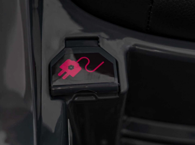 Audi RSQ E-TRON Fahrzeug Grau