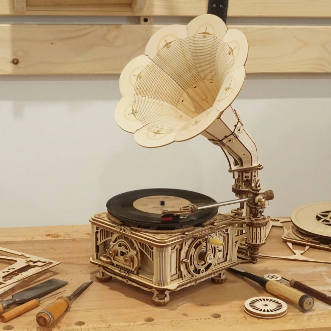 Mechanisches 3D-Holzpuzzle Grammophon von RoboTime