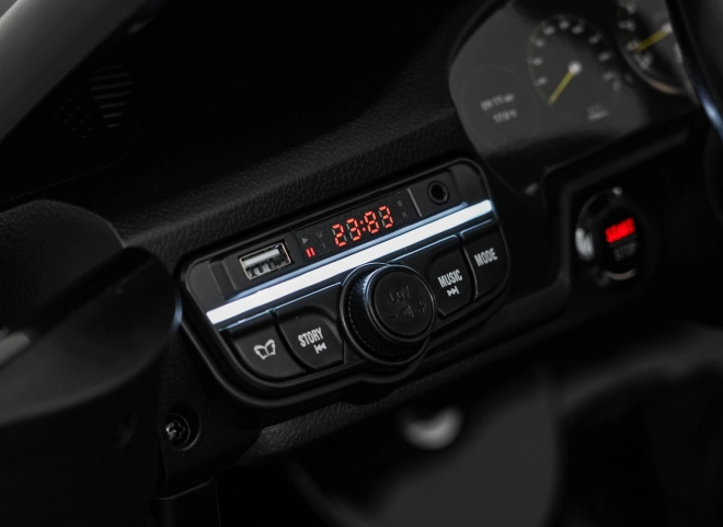 Multimedia-Panel mit Bluetooth