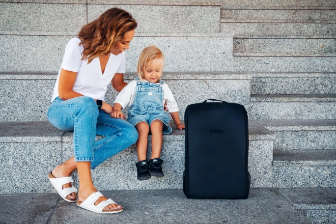 Leichter Reisebuggy mit Rucksack