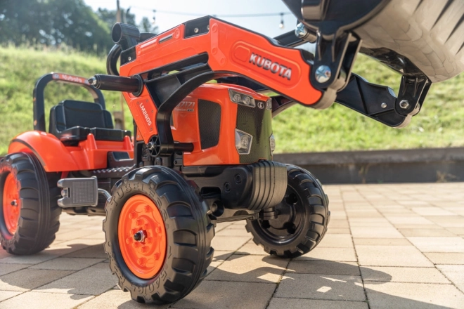 Trettraktor Kubota M7171 mit Hänger und Frontschaufel orange