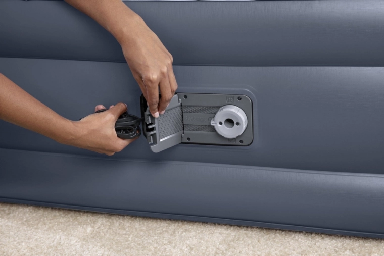 Integrierte elektrische Pumpe