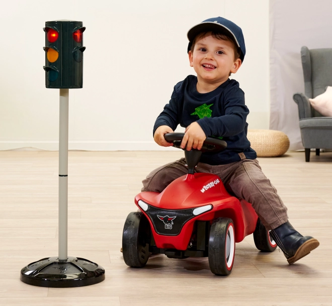 Großer Verkehrssignal mit Automatikfunktion