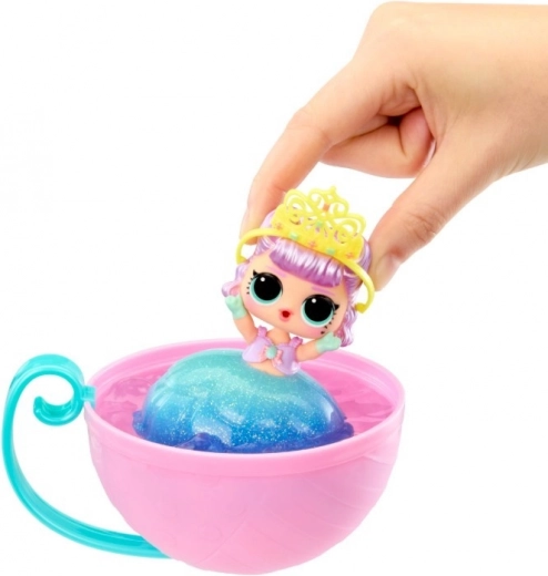 Magischer Farbwechsel im Wasser