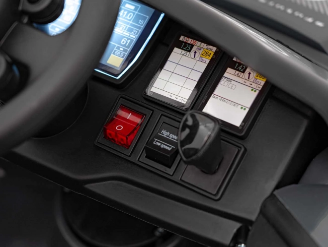 Audi RSQ E-TRON Fahrzeug Grau