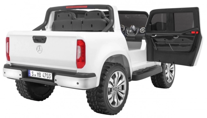 Mercedes Benz Klasse X für Kinder weiß + Fernbedienung + 4x4 + MP4 + Gepäckträger + LED + EVA