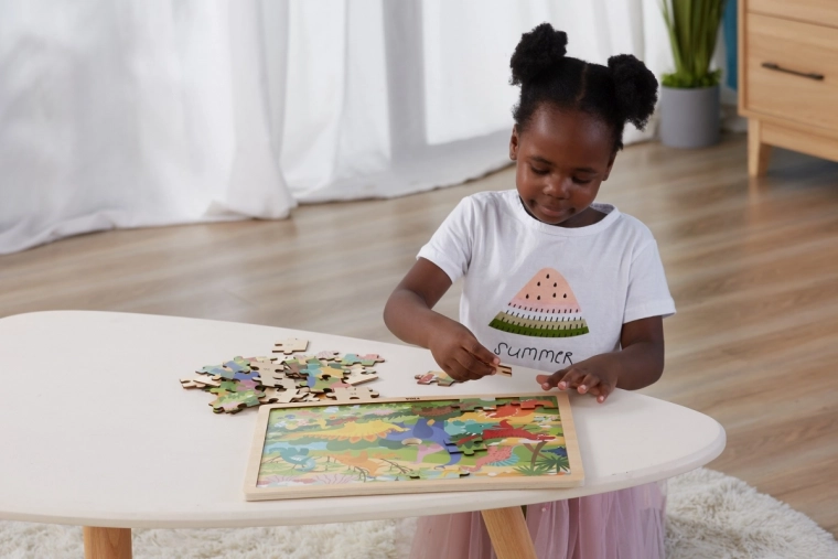 Stabiler Holzrahmen für einfaches Puzzeln
