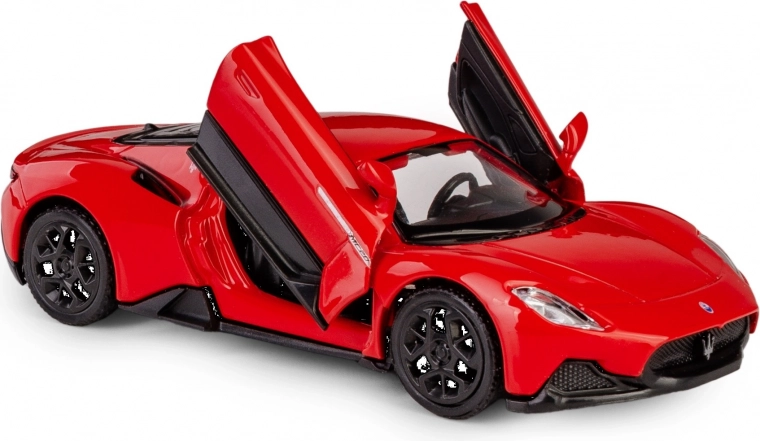 Zu öffnende Türen und ausgearbeiteter Innenraum