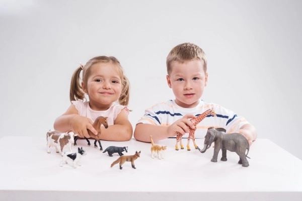 Zweihorn-Nashorn aus Kunststoff 14 cm im Beutel