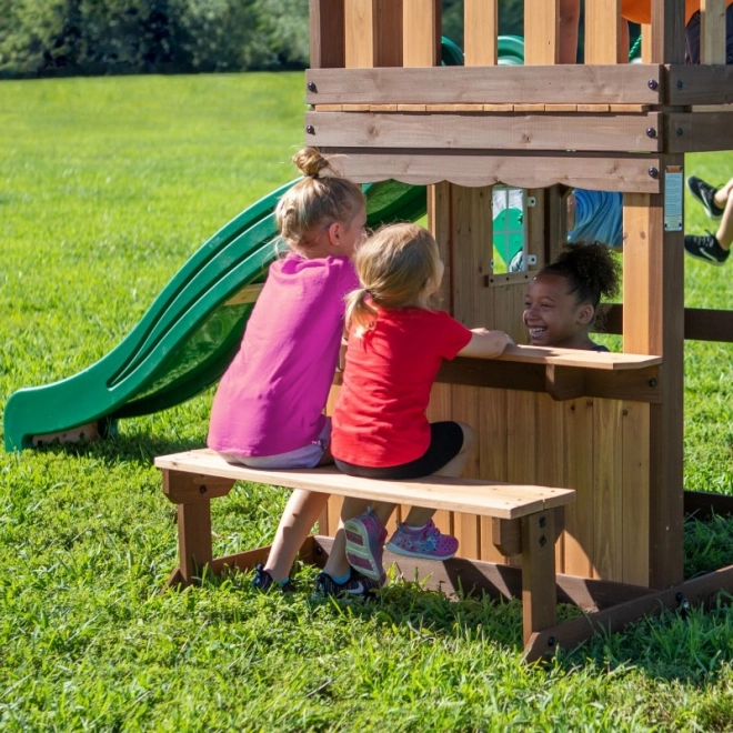 Holzspielplatz Lakewood mit Schaukel und Rutsche von Backyard Discovery