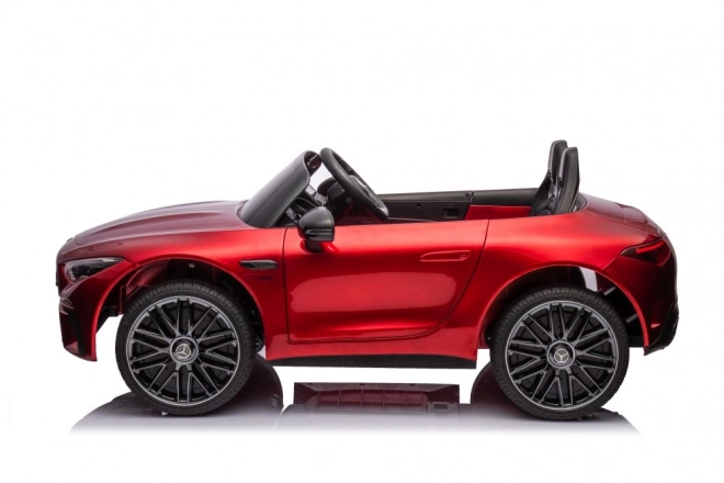 Mercedes AMG SL63 rot lackiertes Auto mit Batterie