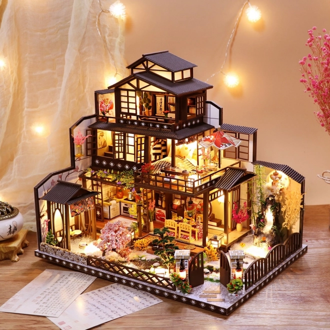 Miniaturhaus Prunkvolle Kirschblütenvilla