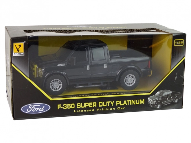 Schwarzer Ford F-350 Pick-Up mit Reibungsantrieb