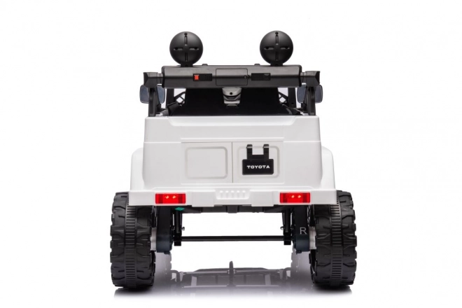 Spielzeugauto mit Batterie Weiß Toyota FJ 4x4