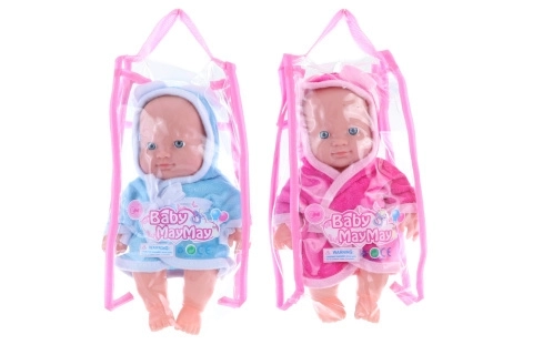 Baby im Bademantel