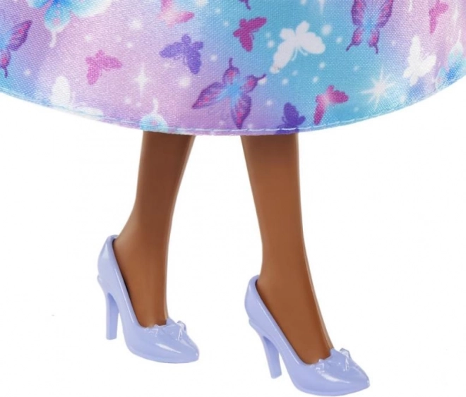 Stylische Schuhe und detaillierte Verarbeitung