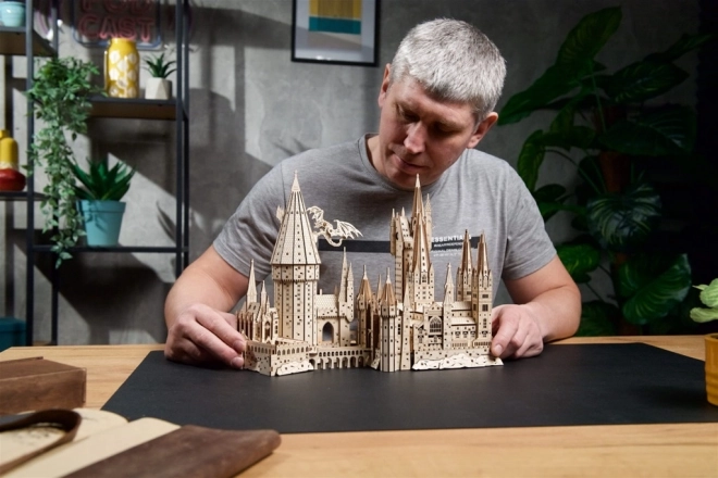 Ugears 3D Holzmechanik-Puzzle Schloss Hogwarts, Harry Potter