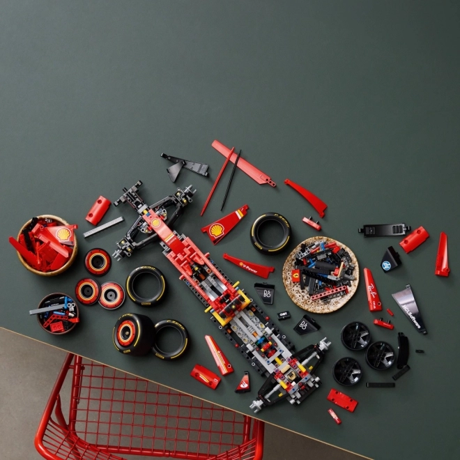Technic F1 Rennwagen Ferrari SF-24 Bauklötze