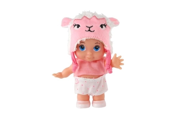 Puppe mit Mütze mit Tiermotiv