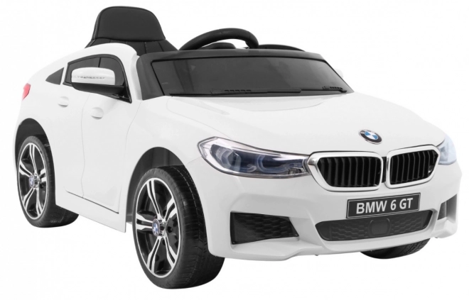 BMW 6 GT Weißes Auto mit Batterie + Fernbedienung + langsamer Start + EVA + Gurte + LED MP3