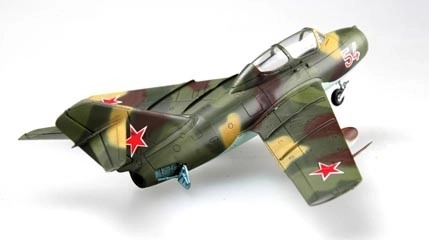 Plastikmodell MIG-15UTI Midget