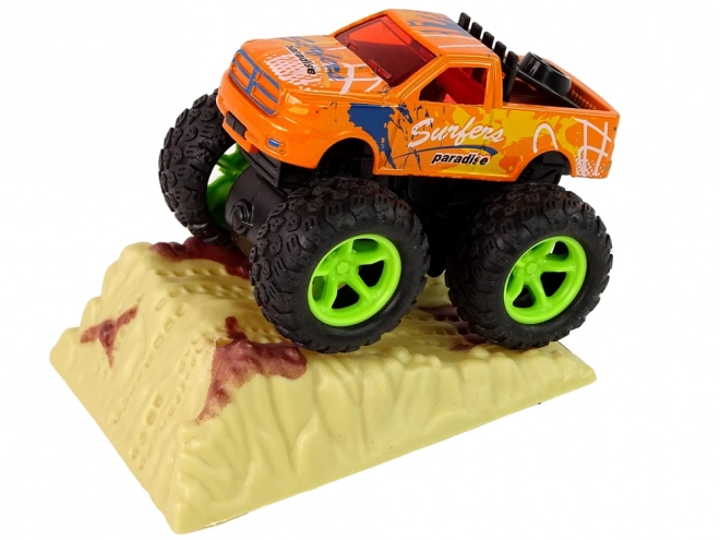 Monster Truck Spielzeugauto mit Rückziehantrieb und Sprungrampe