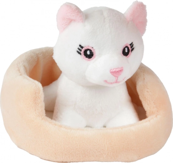 Weicher Plüsch und sichere aufgestickte Details