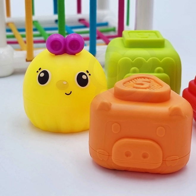 Woopie Elastischer Sensorikwürfel mit Sortierfunktionen und Tieren