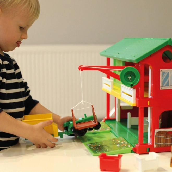 Bauernhof-Spielset mit Stall