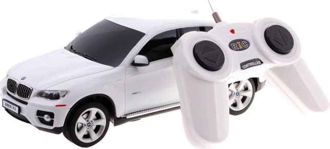 BMW X6 weiß RASTAR Modell 1:24 SUV mit Fernsteuerung + Fernbedienung