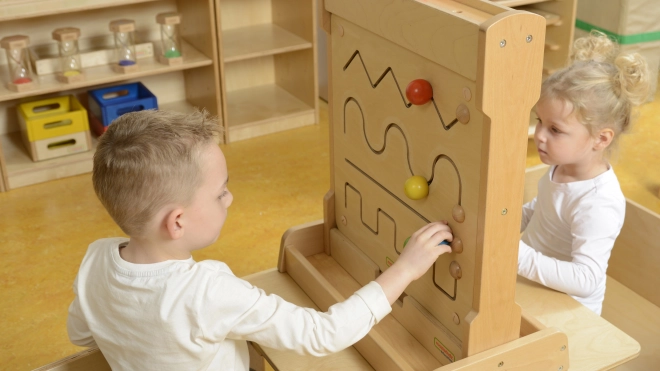 Schiebetafel Kleine Motorik Montessori