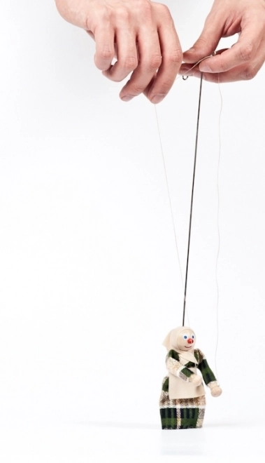 Holzmarionette Babička Anežka