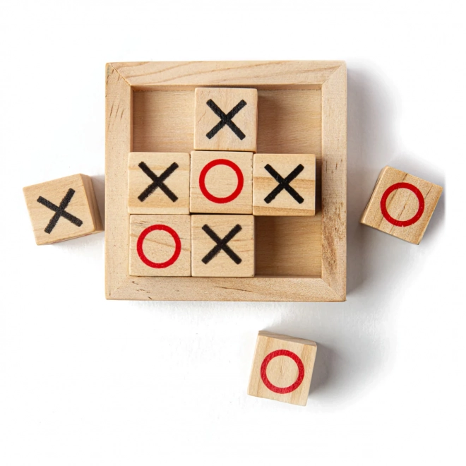 Kreatives Tic-Tac-Toe Spiel aus Holz