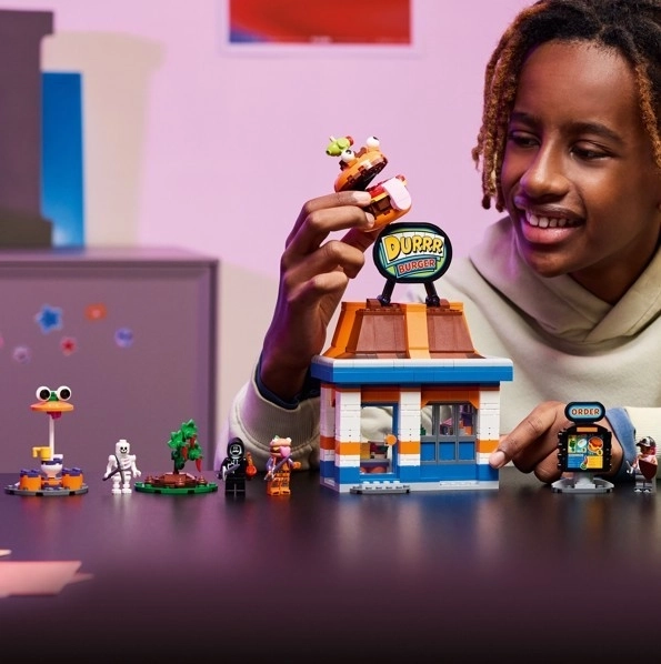 LEGO Fortnite Restaurant Durrr Burger