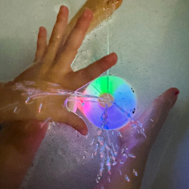 Leuchtender Wal - WOOPIE Badespielzeug Fontäne