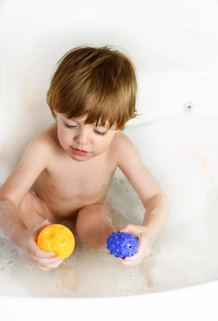 Spiel, Bad und sanfte Massage